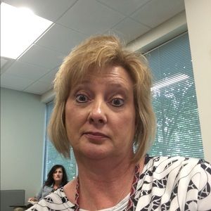 Meet your Posher, Gina